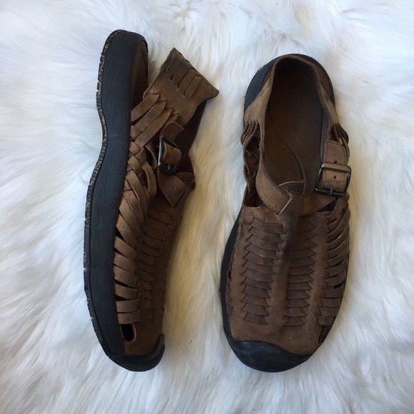 keen woven sandals